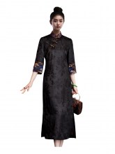 women-silk-fragrant-black-cheongsam-1